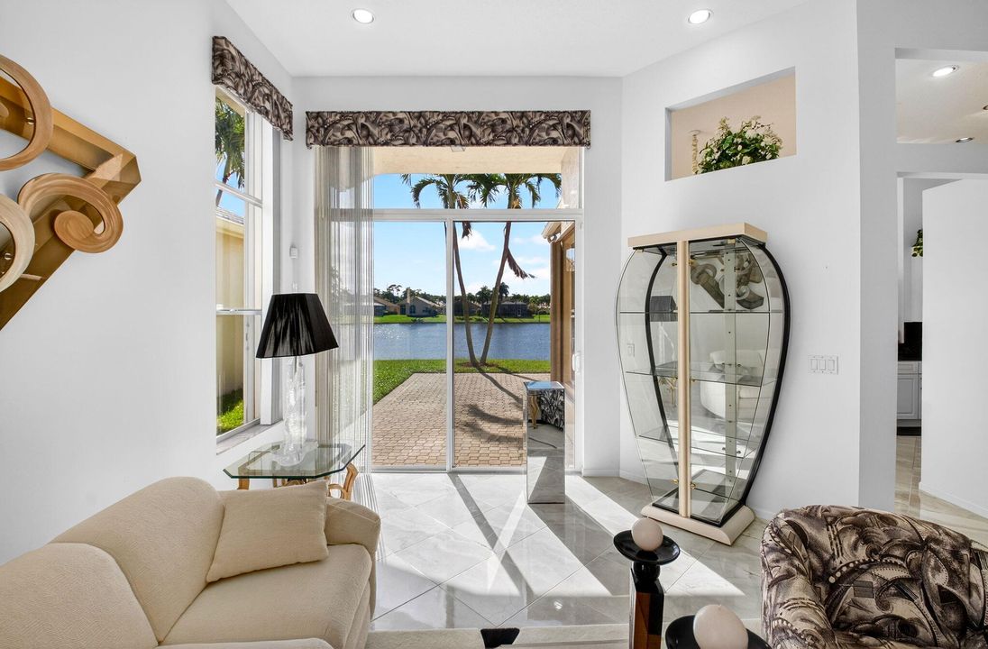 На продажу: $574,900 (2 спален, 2 ванн, 2217 Квадратных фут)