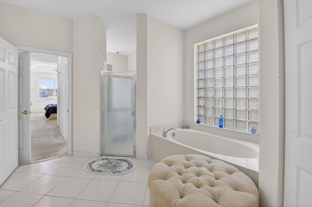 На продажу: $574,900 (2 спален, 2 ванн, 2217 Квадратных фут)