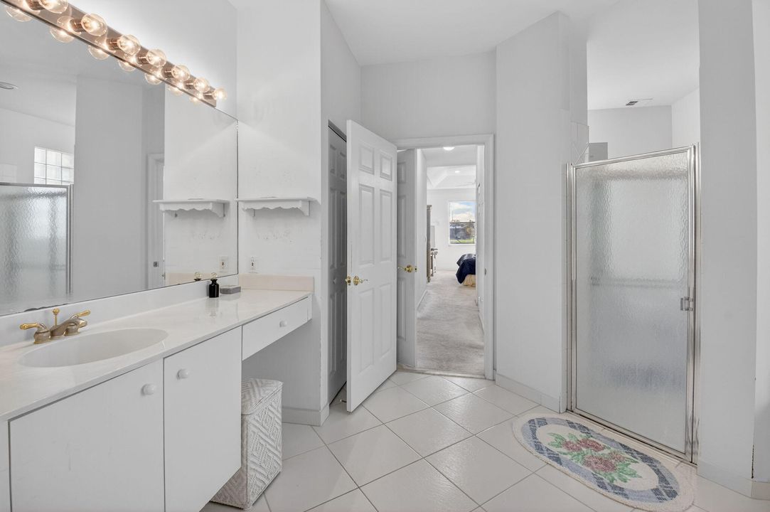 На продажу: $574,900 (2 спален, 2 ванн, 2217 Квадратных фут)