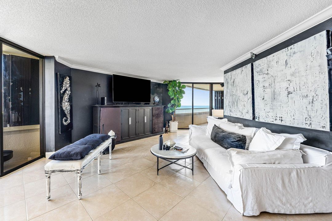 На продажу: $1,199,000 (2 спален, 2 ванн, 1804 Квадратных фут)