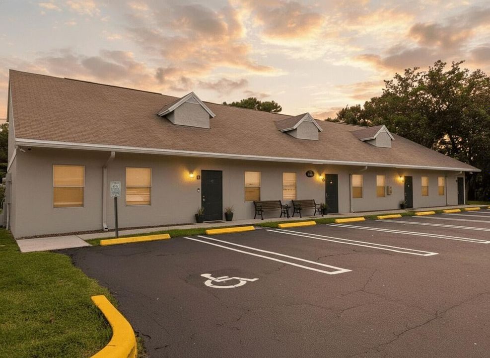 For Rent: $2,295 (3 beds, 2 baths, 1207 Square Feet)