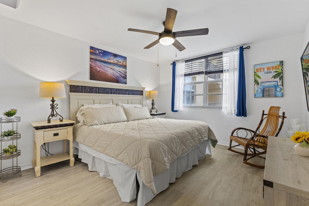 For Sale: $650,000 (2 beds, 2 baths, 1071 Square Feet)