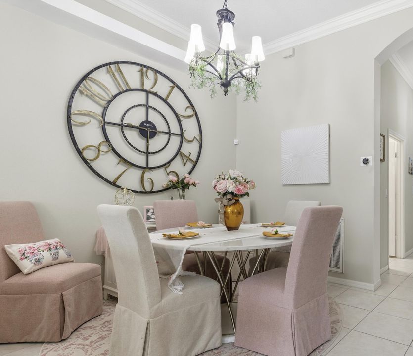 For Sale: $407,770 (4 beds, 2 baths, 1741 Square Feet)