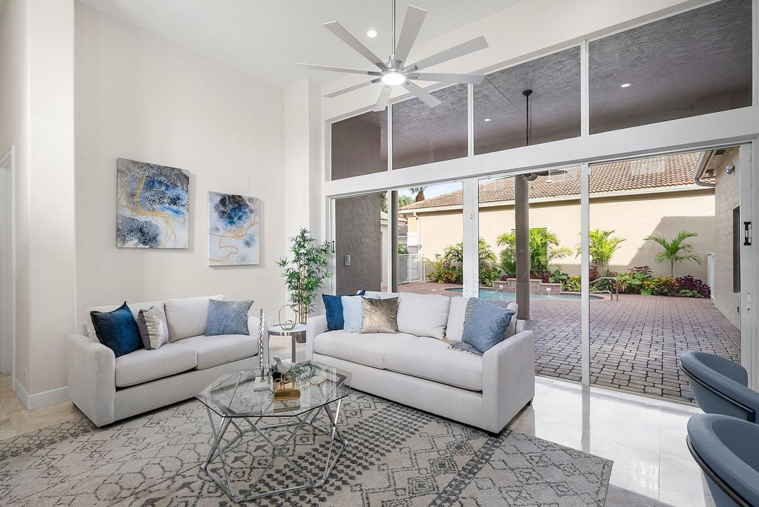 En Venta: $1,899,000 (4 camas, 3 baños, 3202 Pies cuadrados)