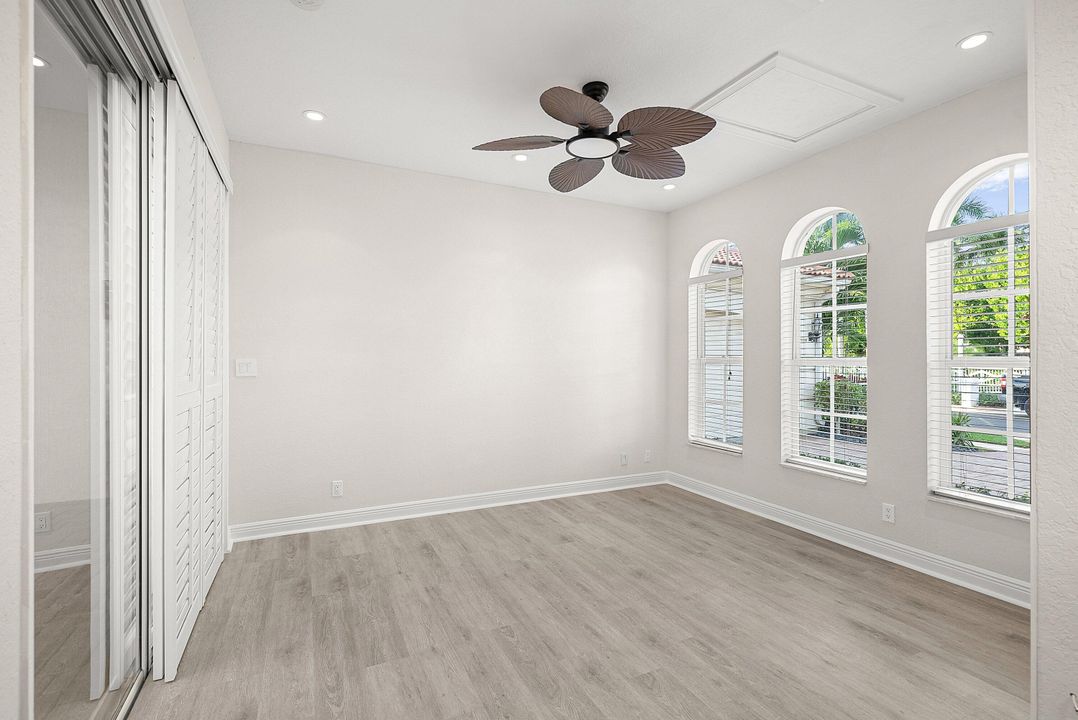 En Venta: $1,899,000 (4 camas, 3 baños, 3202 Pies cuadrados)