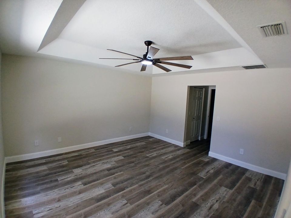 待售: $459,800 (4 贝兹, 2 浴室, 1930 平方英尺)