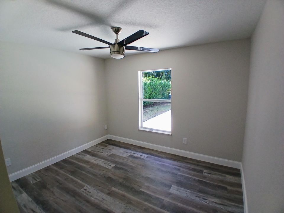 待售: $459,800 (4 贝兹, 2 浴室, 1930 平方英尺)