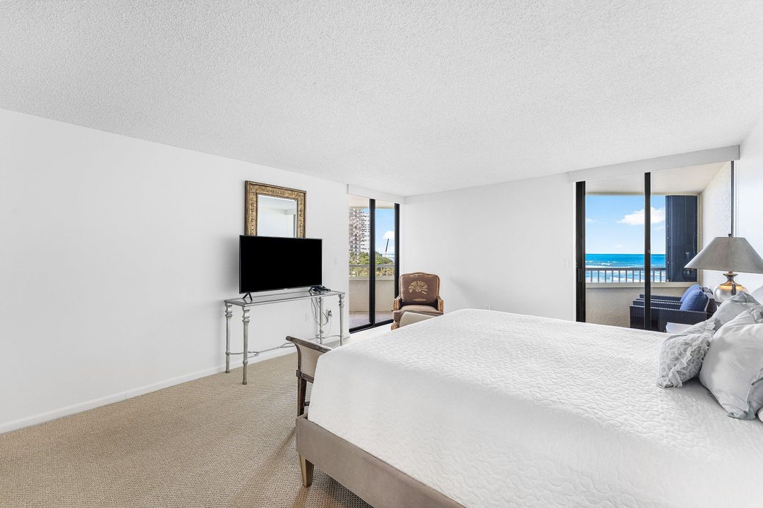 En Venta: $929,000 (2 camas, 2 baños, 1823 Pies cuadrados)