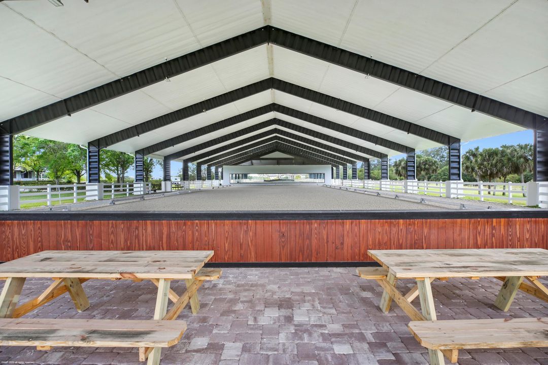 На продажу: $4,900,000 (4 спален, 3 ванн, 3080 Квадратных фут)