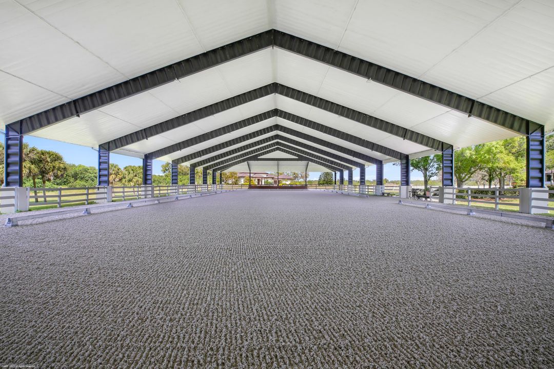 На продажу: $4,900,000 (4 спален, 3 ванн, 3080 Квадратных фут)