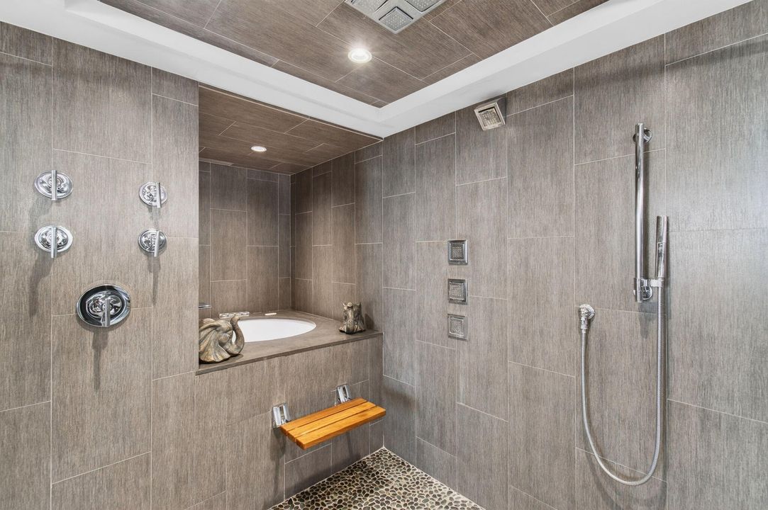 出租: $12,000 (2 贝兹, 2 浴室, 1670 平方英尺)