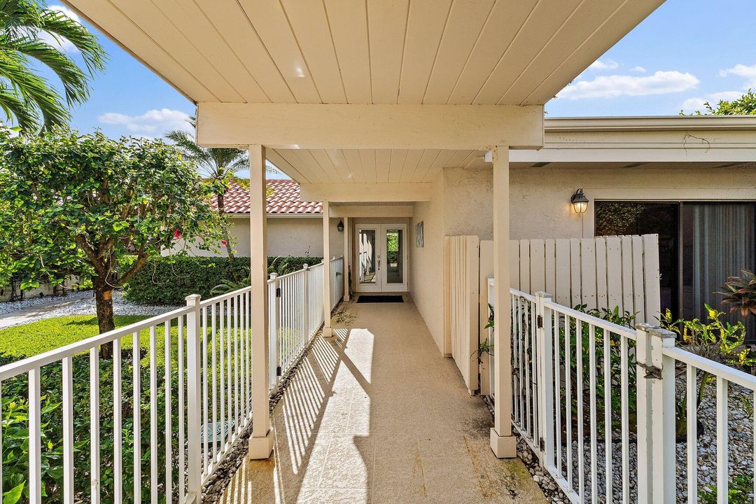 En Venta: $1,500,000 (3 camas, 3 baños, 1700 Pies cuadrados)