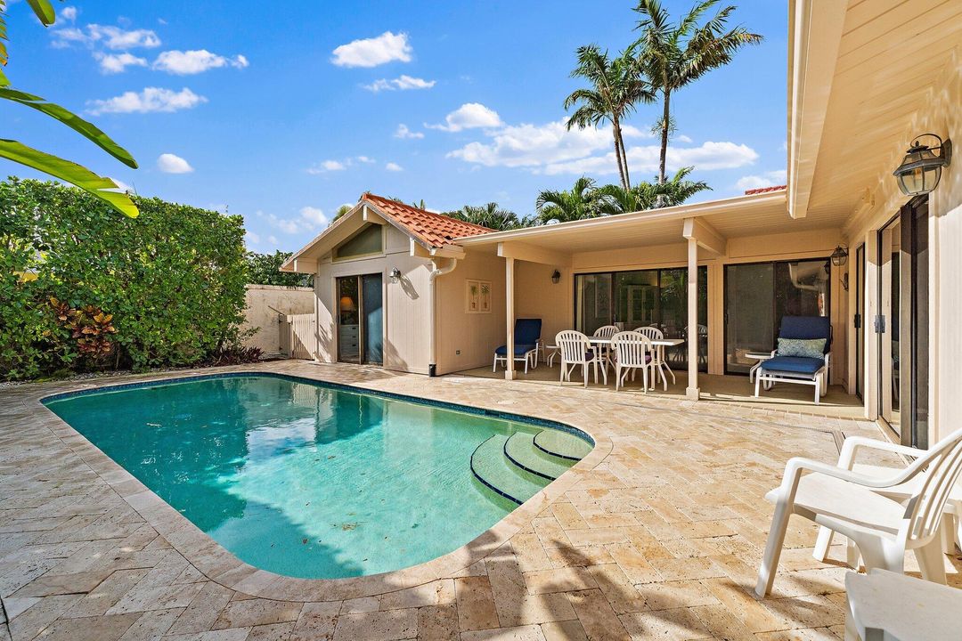 En Venta: $1,500,000 (3 camas, 3 baños, 1700 Pies cuadrados)