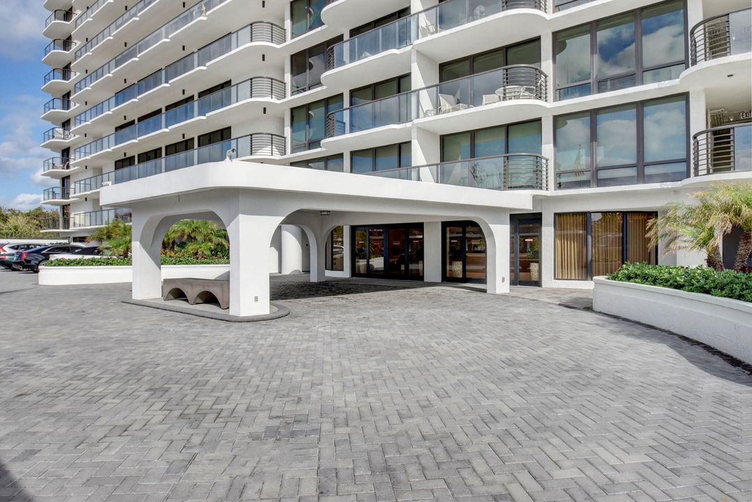 出租: $12,000 (2 贝兹, 2 浴室, 1670 平方英尺)