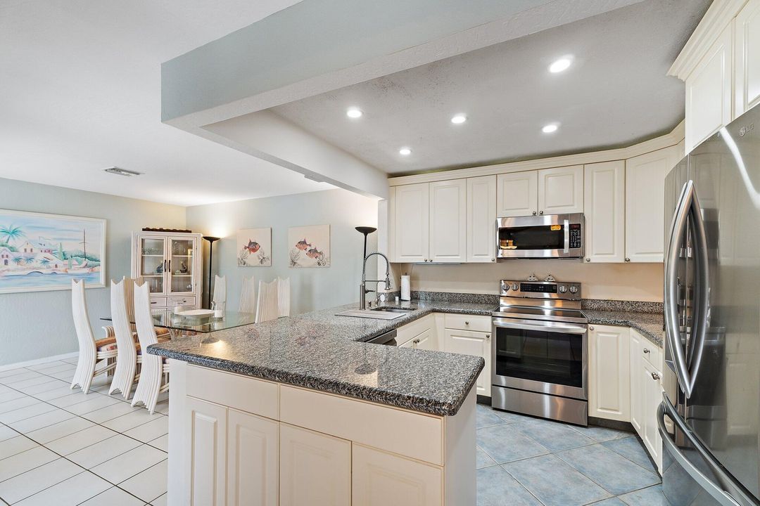 En Venta: $1,500,000 (3 camas, 3 baños, 1700 Pies cuadrados)