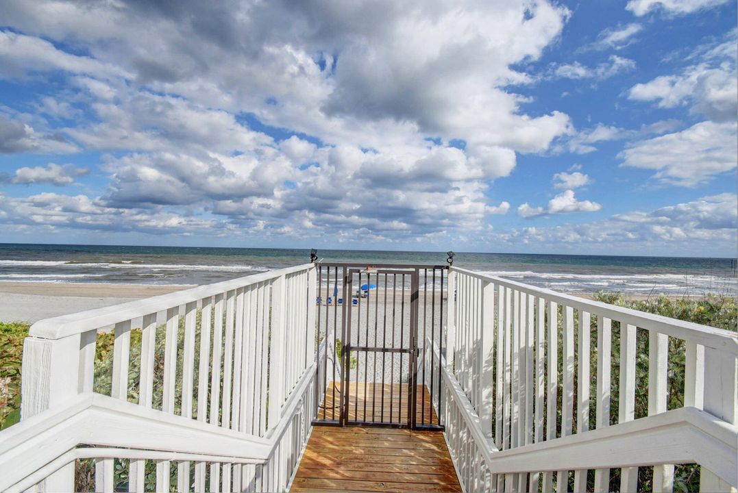 出租: $12,000 (2 贝兹, 2 浴室, 1670 平方英尺)