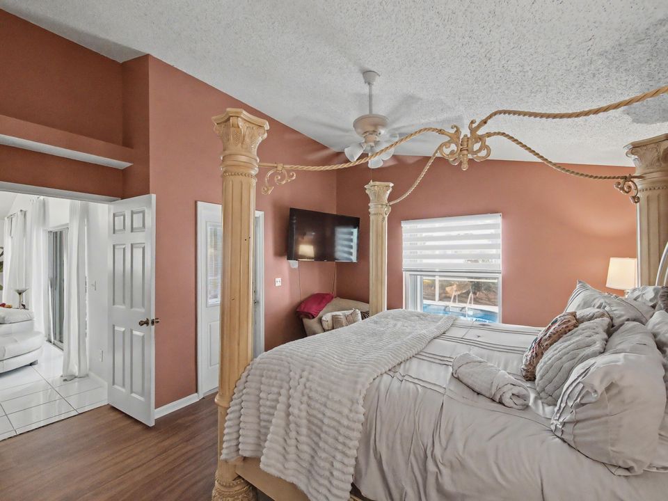 待售: $564,900 (3 贝兹, 2 浴室, 1652 平方英尺)