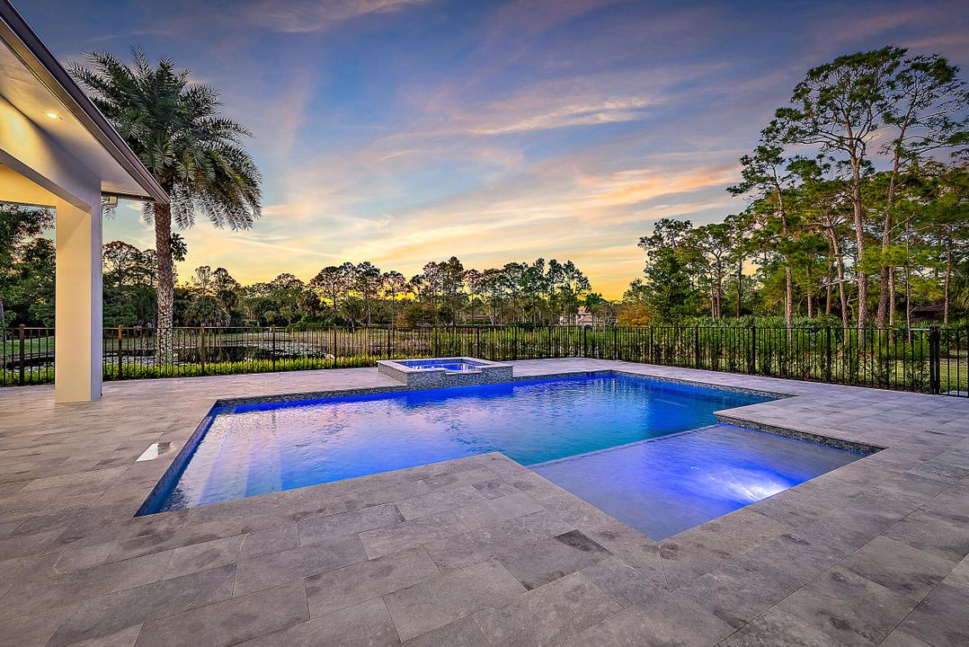 待售: $4,500,000 (4 贝兹, 4 浴室, 4965 平方英尺)