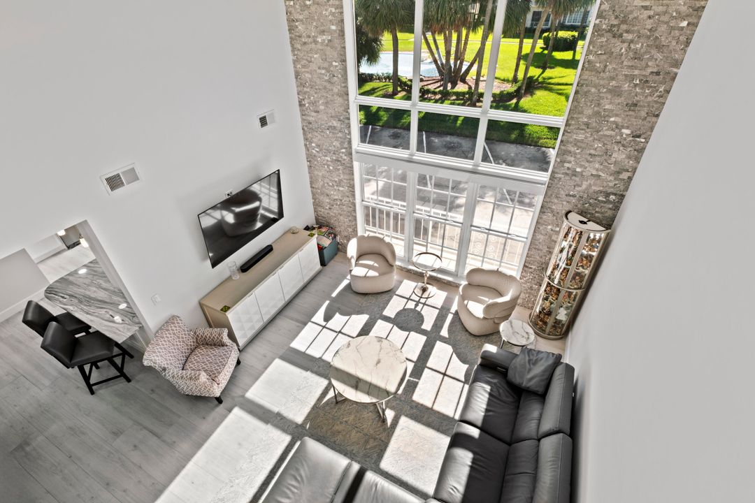 En Venta: $1,325,000 (3 camas, 3 baños, 2143 Pies cuadrados)