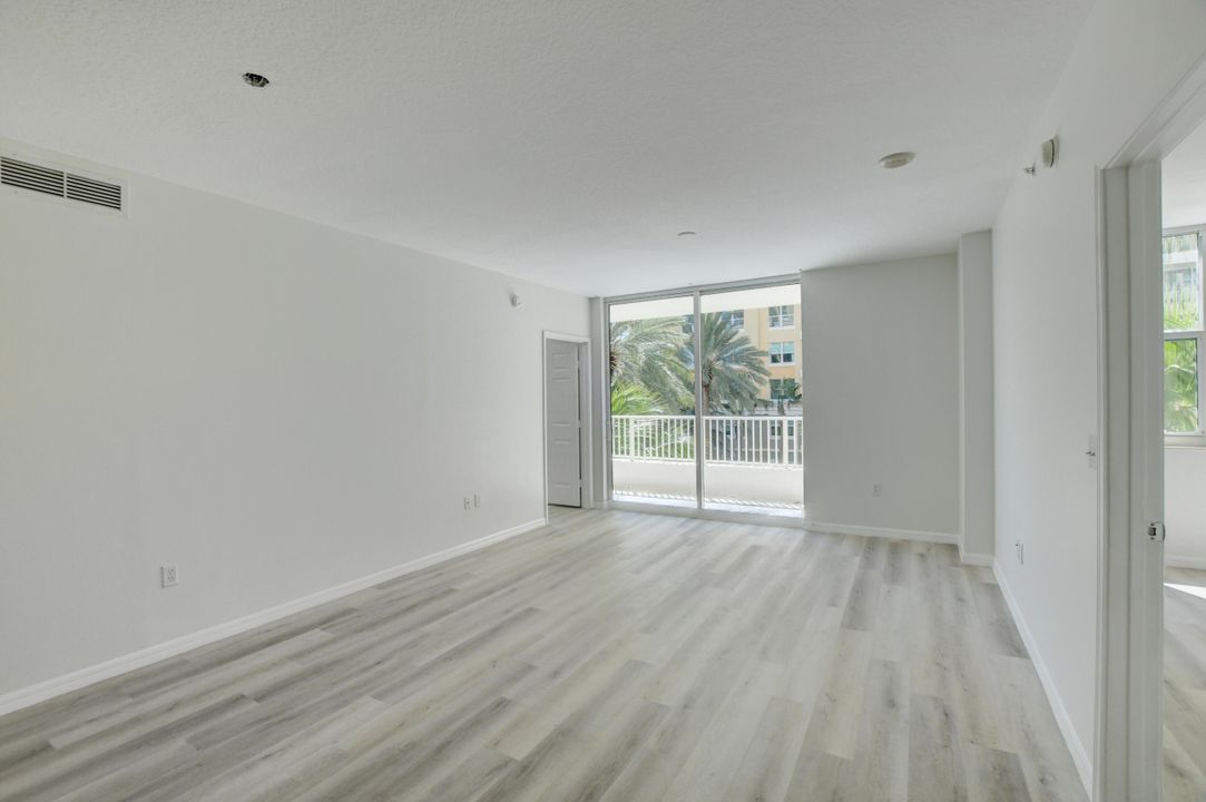 En Renta: $5,750 (2 camas, 2 baños, 1130 Pies cuadrados)