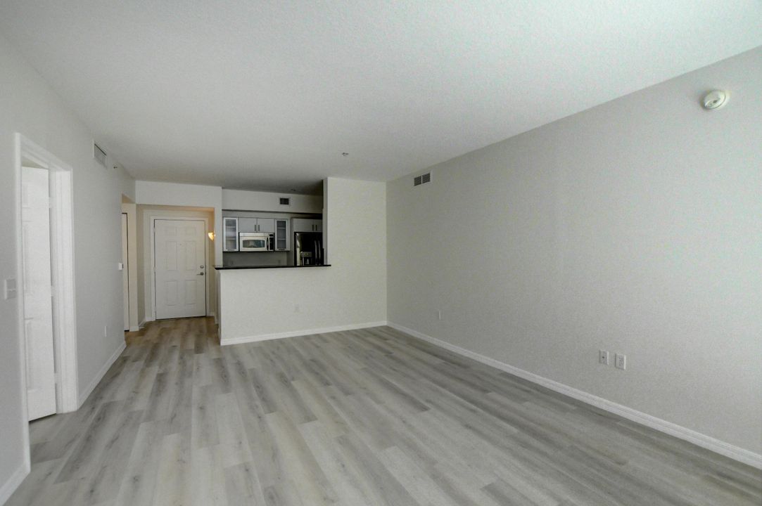 En Renta: $5,750 (2 camas, 2 baños, 1130 Pies cuadrados)