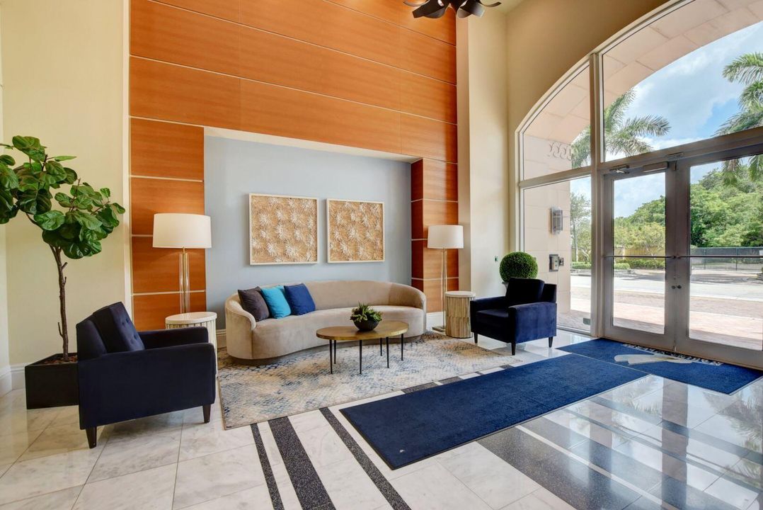 En Renta: $5,750 (2 camas, 2 baños, 1130 Pies cuadrados)