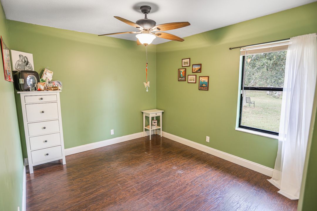 待售: $475,000 (3 贝兹, 2 浴室, 1038 平方英尺)