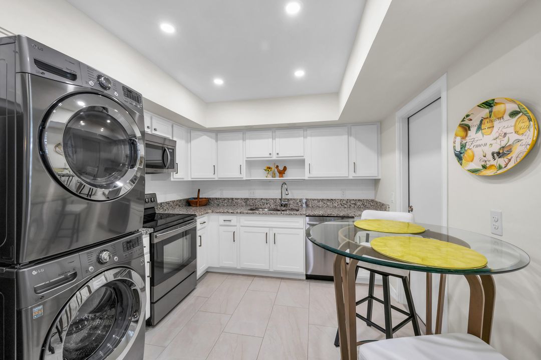 На продажу: $469,000 (3 спален, 2 ванн, 1600 Квадратных фут)