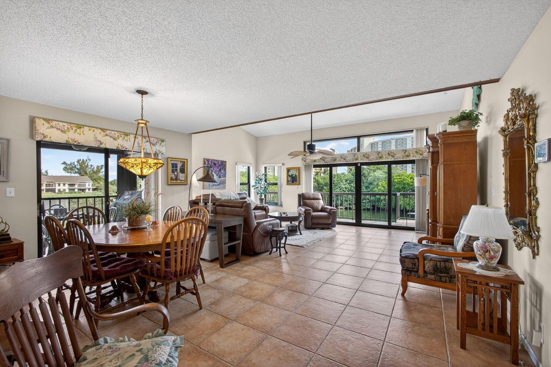 待售: $695,000 (2 贝兹, 2 浴室, 1530 平方英尺)