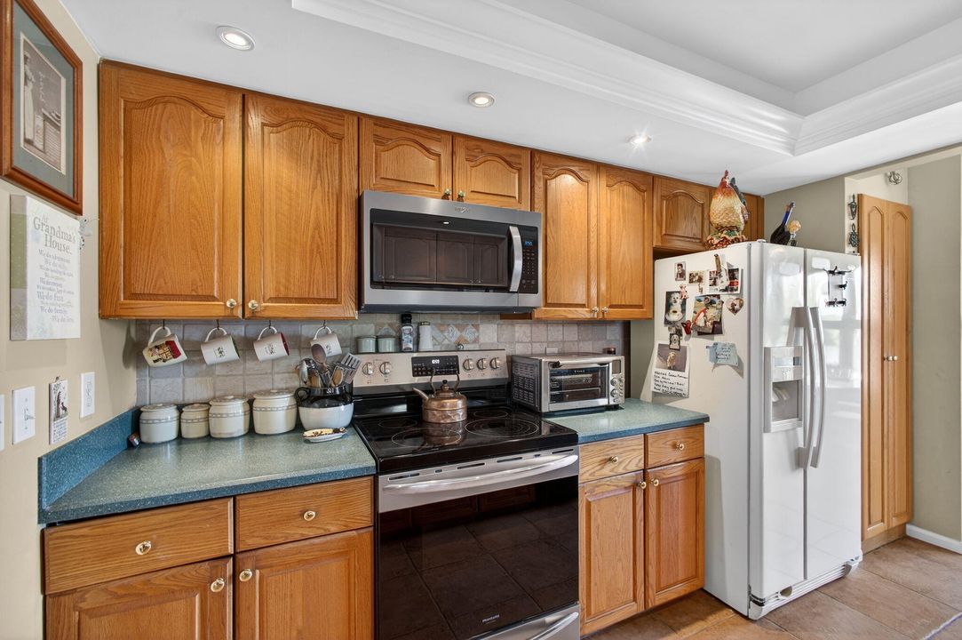 待售: $695,000 (2 贝兹, 2 浴室, 1530 平方英尺)