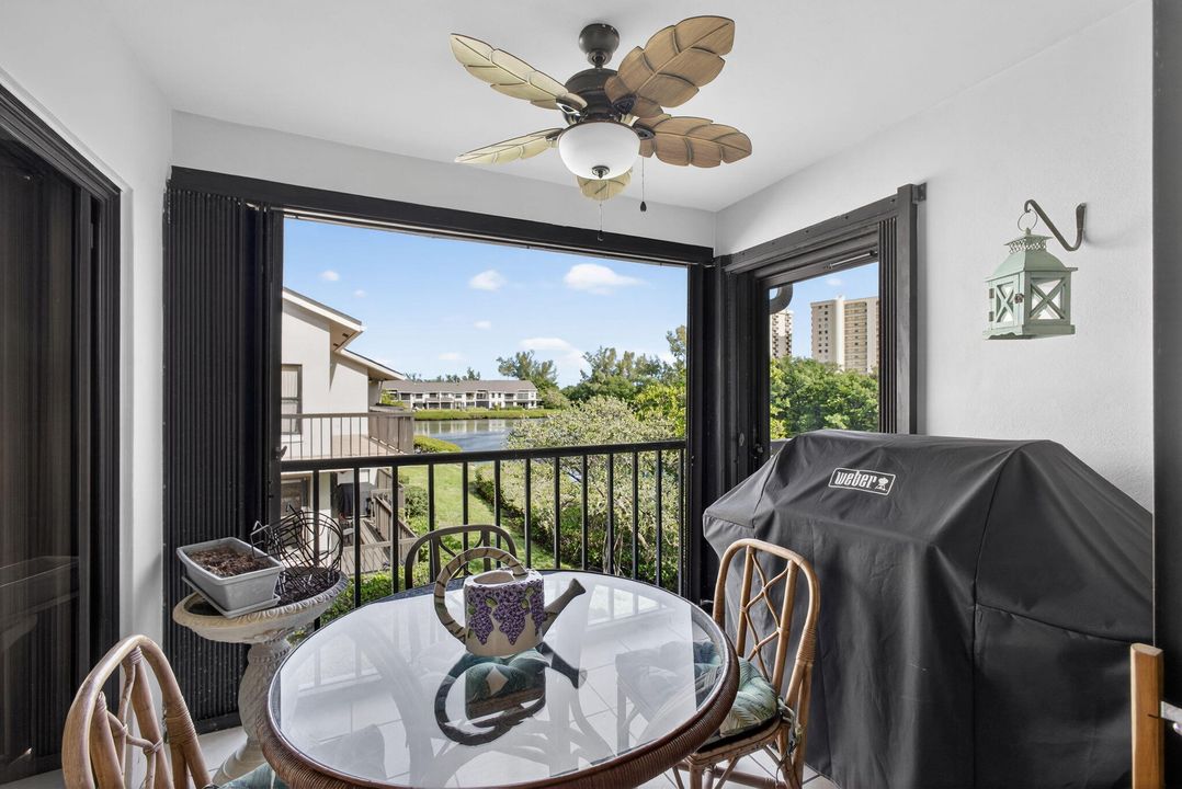 待售: $695,000 (2 贝兹, 2 浴室, 1530 平方英尺)