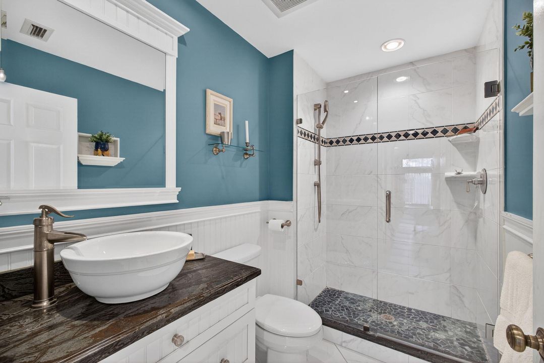 待售: $695,000 (2 贝兹, 2 浴室, 1530 平方英尺)