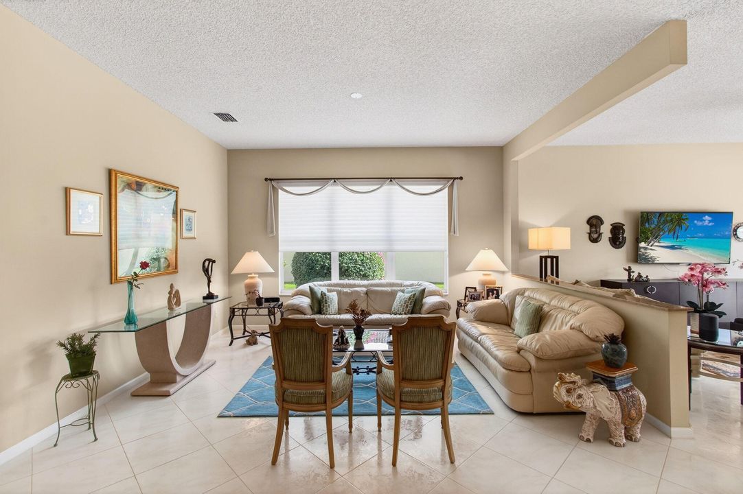 For Sale: $650,000 (3 beds, 2 baths, 2078 Square Feet)