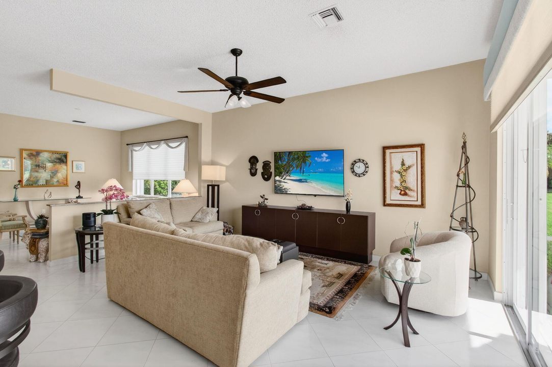 For Sale: $650,000 (3 beds, 2 baths, 2078 Square Feet)