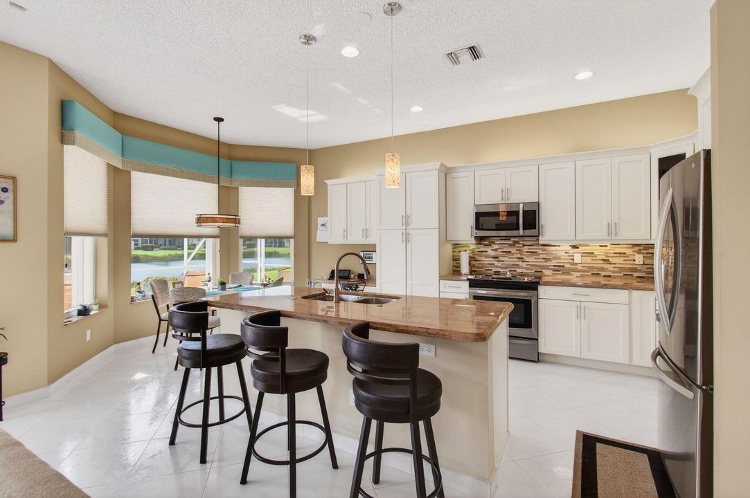 For Sale: $650,000 (3 beds, 2 baths, 2078 Square Feet)