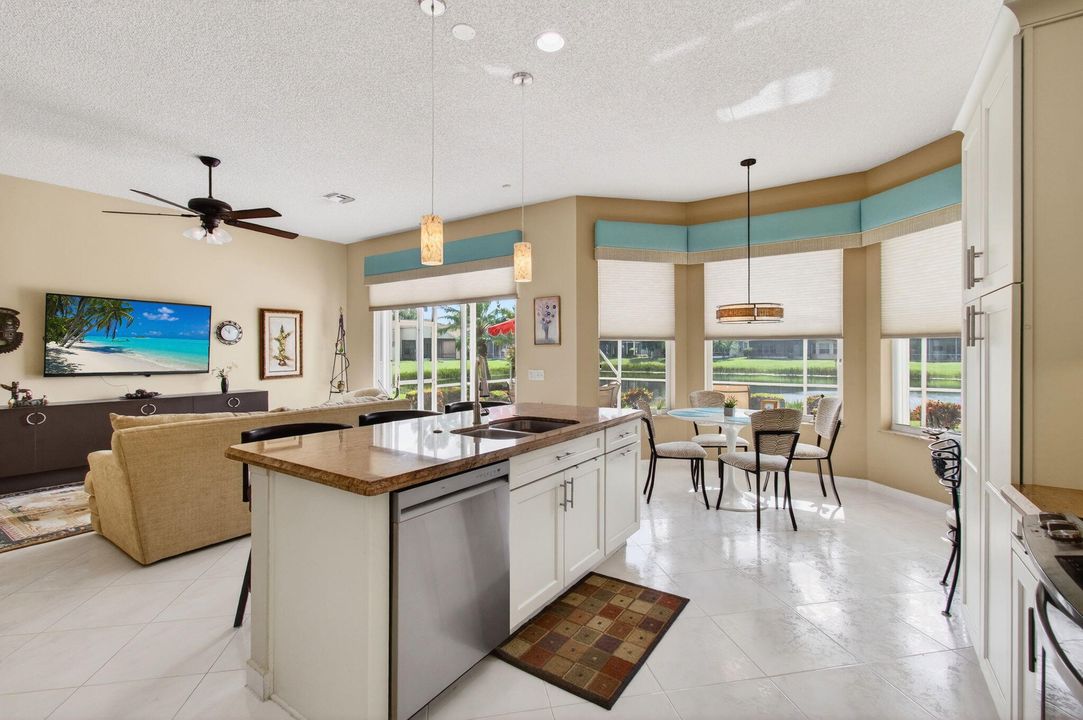 For Sale: $650,000 (3 beds, 2 baths, 2078 Square Feet)