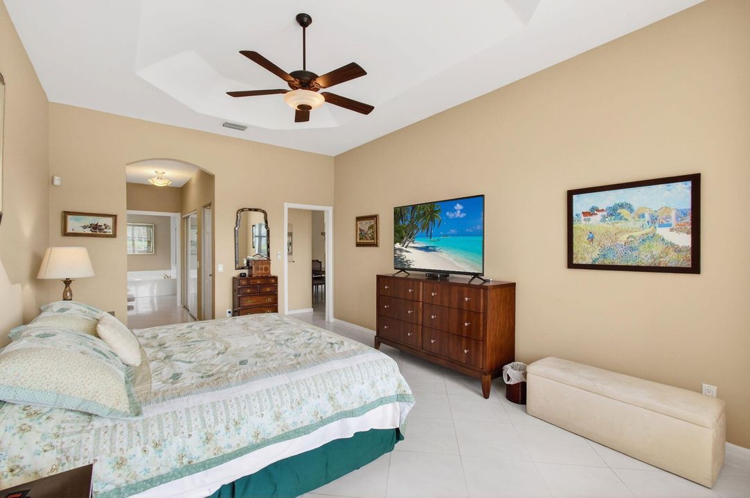 For Sale: $650,000 (3 beds, 2 baths, 2078 Square Feet)