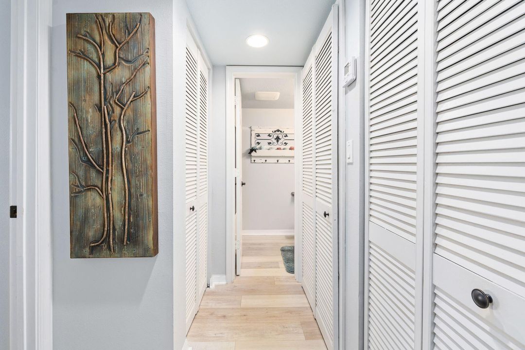 待售: $364,900 (2 贝兹, 2 浴室, 1184 平方英尺)