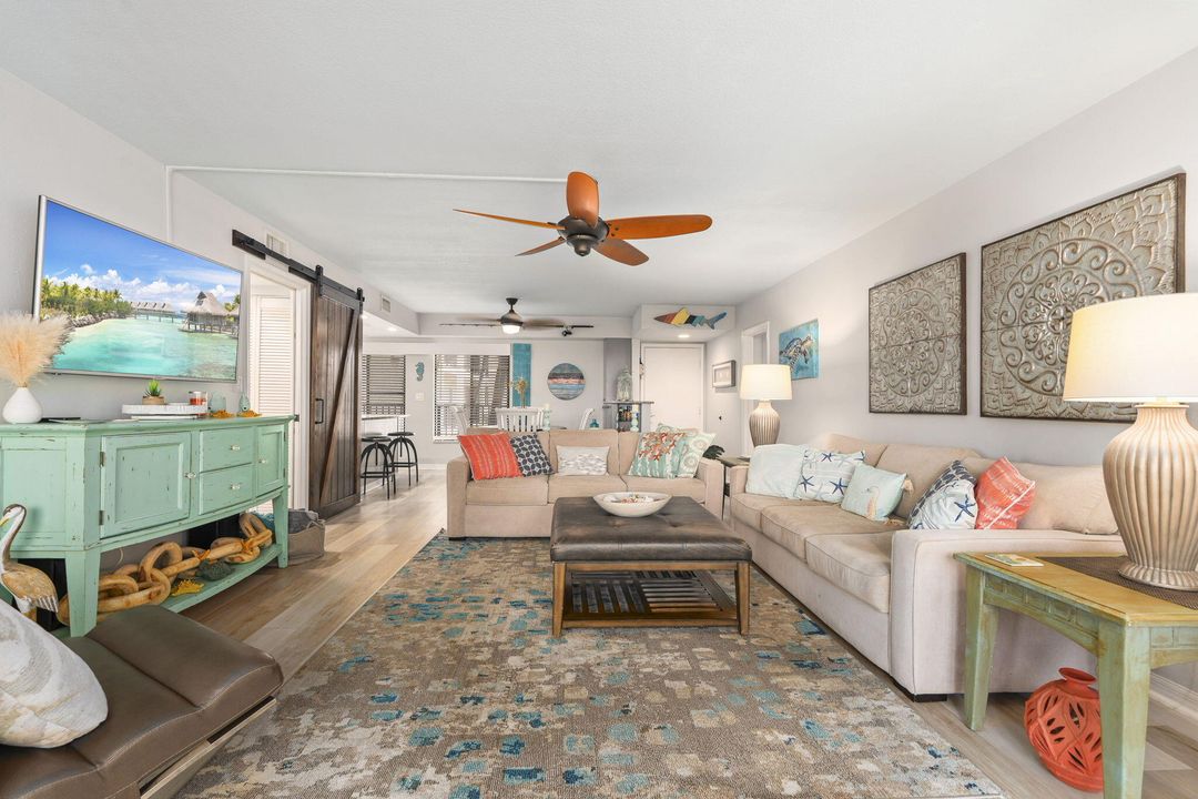 待售: $364,900 (2 贝兹, 2 浴室, 1184 平方英尺)