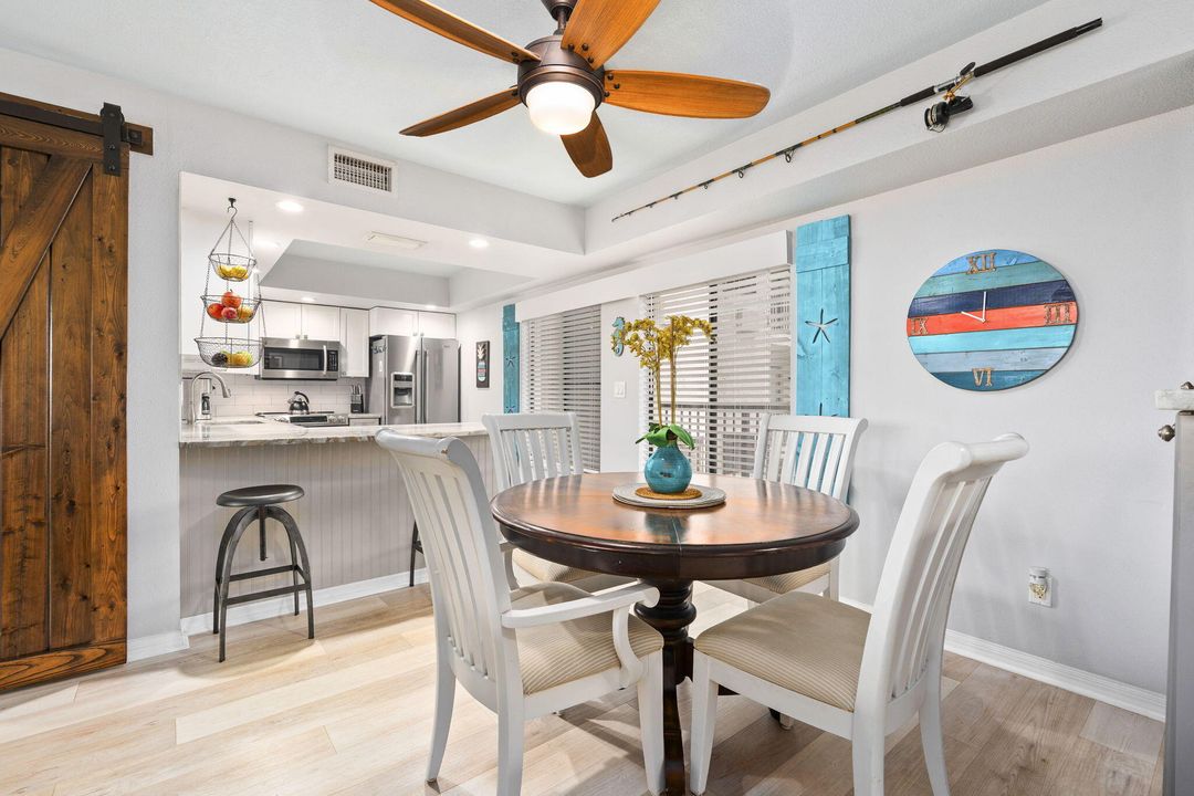 待售: $364,900 (2 贝兹, 2 浴室, 1184 平方英尺)