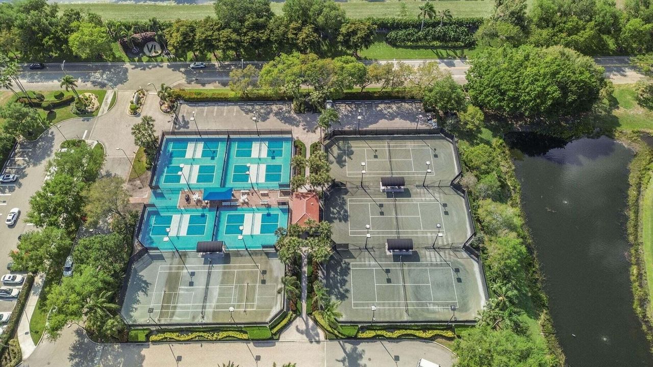 For Sale: $650,000 (3 beds, 2 baths, 2078 Square Feet)