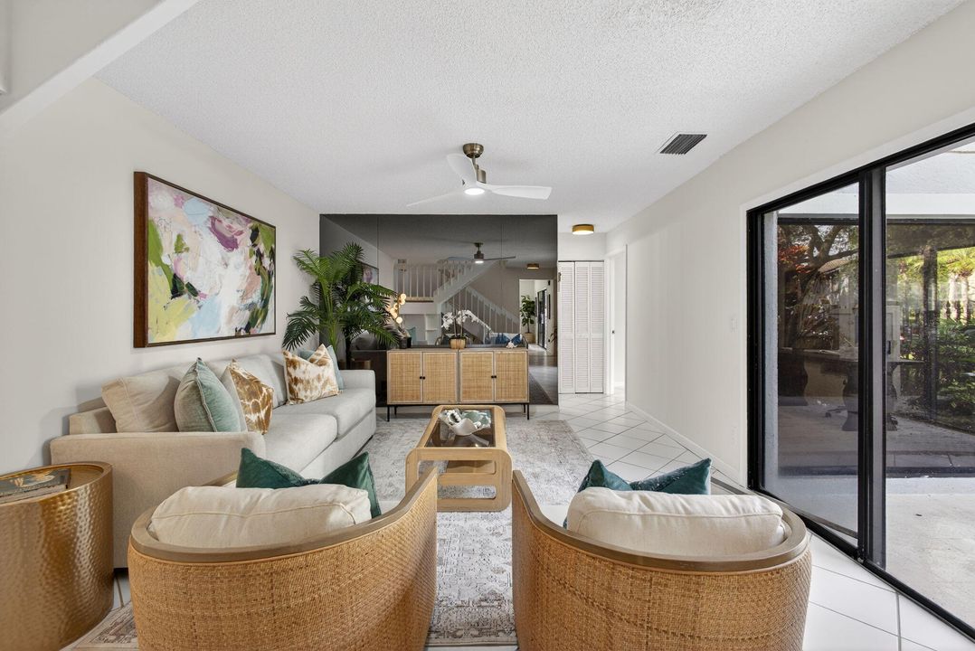 For Sale: $419,000 (3 beds, 3 baths, 1532 Square Feet)