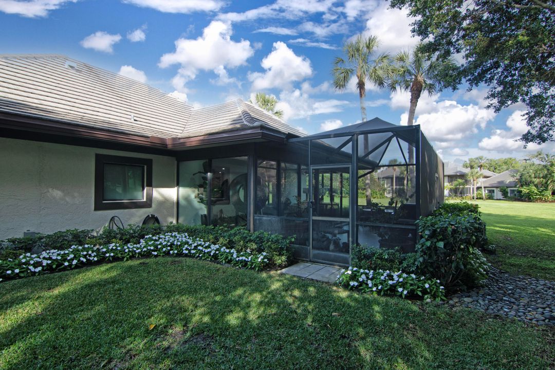 For Sale: $1,895,000 (3 beds, 3 baths, 2323 Square Feet)