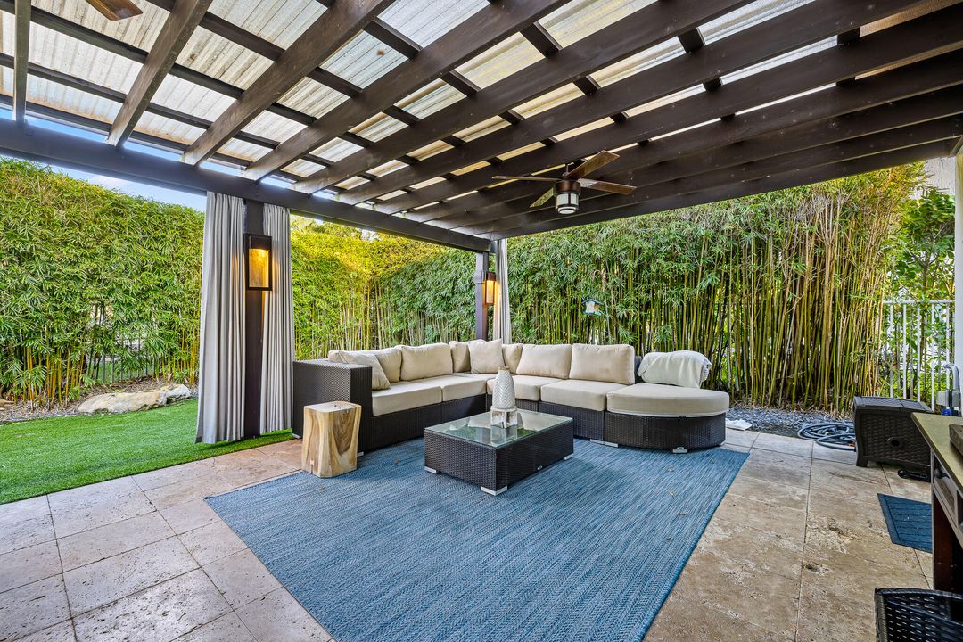 En Venta: $1,549,000 (5 camas, 3 baños, 2992 Pies cuadrados)