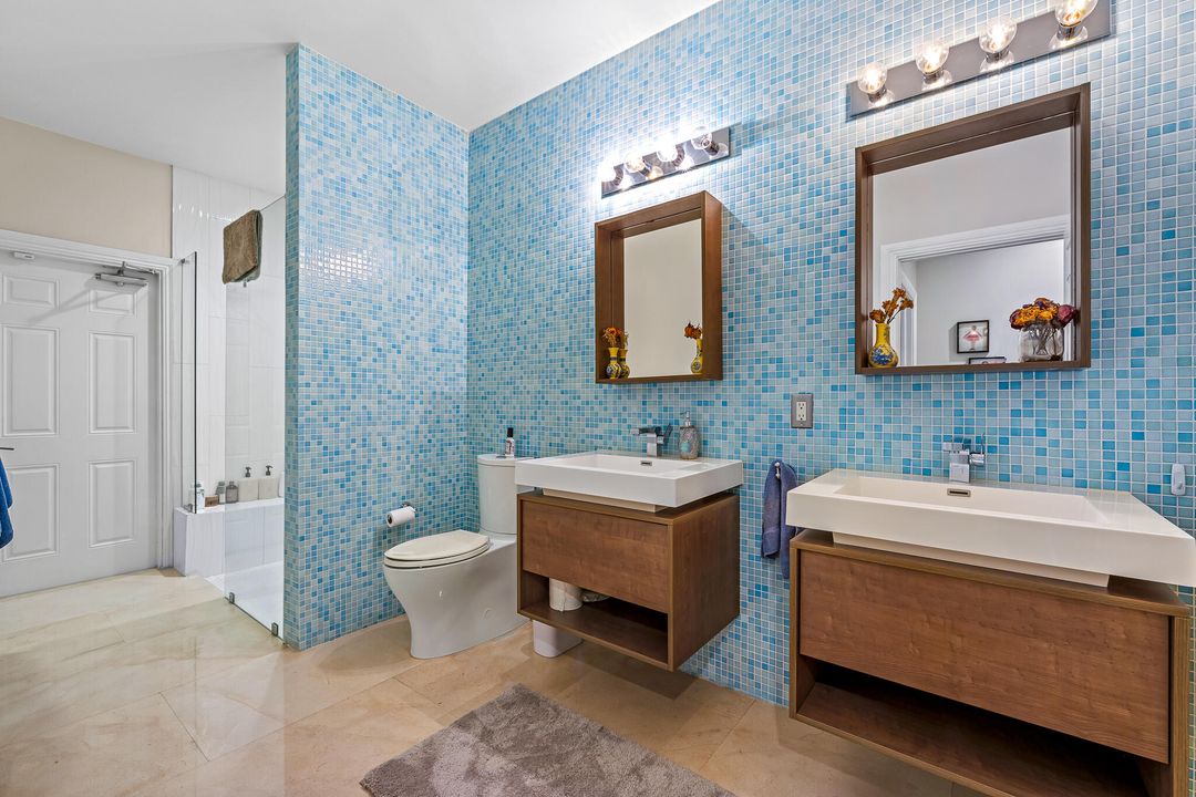 En Venta: $1,549,000 (5 camas, 3 baños, 2992 Pies cuadrados)