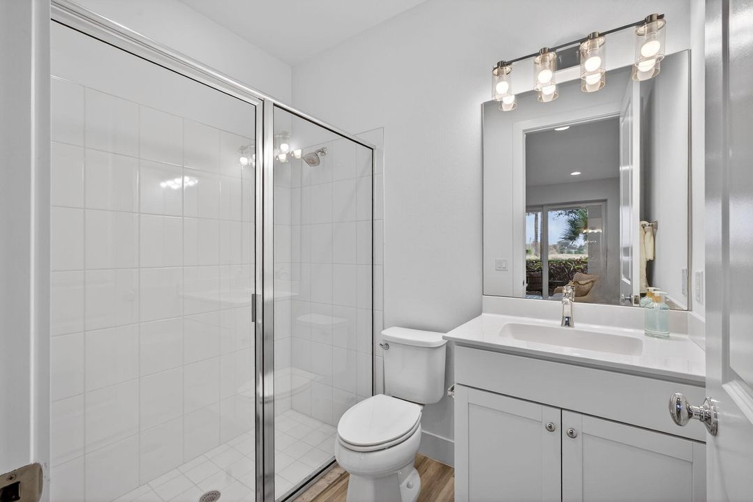 For Sale: $920,000 (4 beds, 3 baths, 2750 Square Feet)