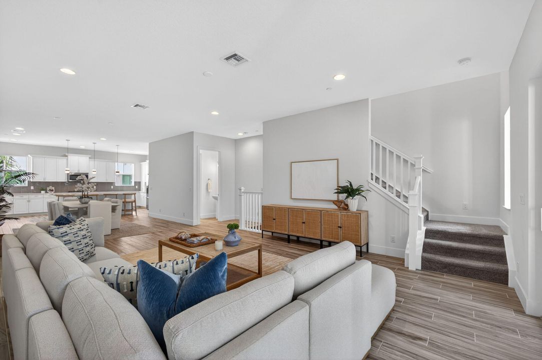 For Sale: $920,000 (4 beds, 3 baths, 2750 Square Feet)