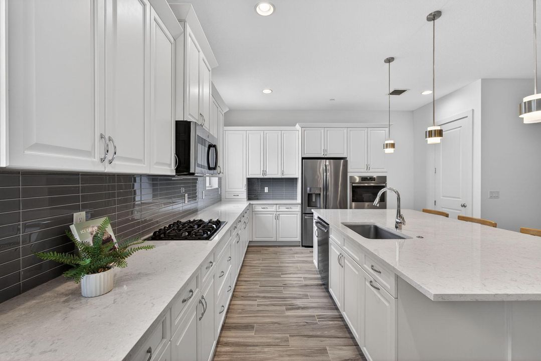 For Sale: $920,000 (4 beds, 3 baths, 2750 Square Feet)