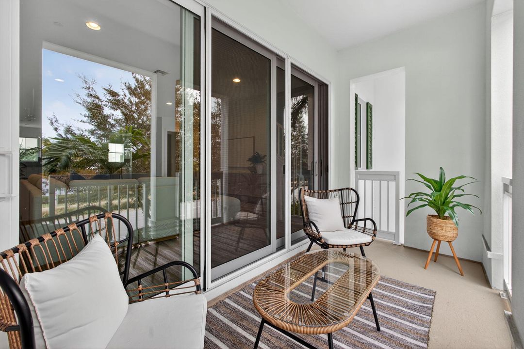 For Sale: $920,000 (4 beds, 3 baths, 2750 Square Feet)