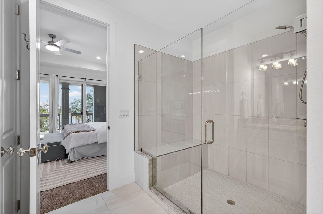 For Sale: $920,000 (4 beds, 3 baths, 2750 Square Feet)